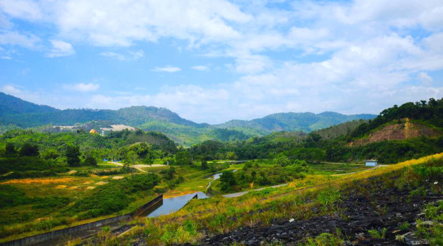 Quali sono le scelte di veicoli più popolari a Mueang Ranong?